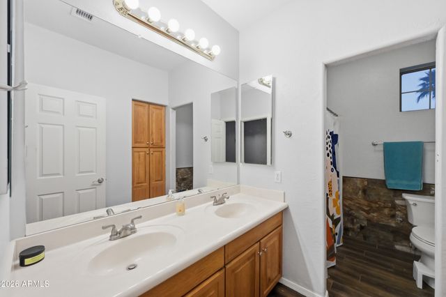 888 E CARLA VISTA Drive, Gilbert, AZ 85295