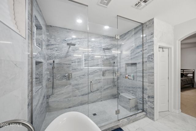 888 E CARLA VISTA Drive, Gilbert, AZ 85295