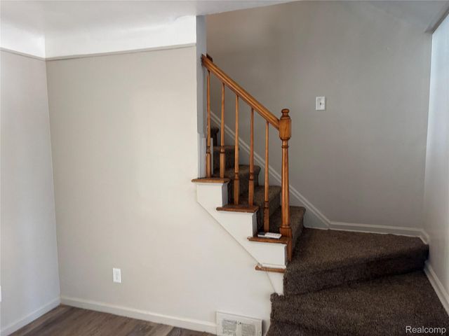 20801 Plymouth Road, Detroit, MI 48228