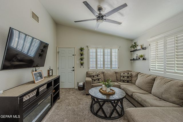 10269 Valle De Oro Drive, Socorro, TX 79927