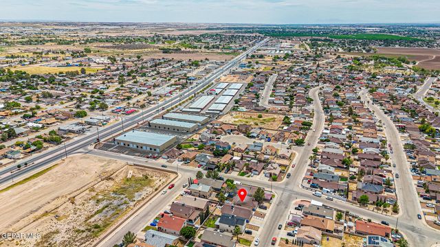 10269 Valle De Oro Drive, Socorro, TX 79927