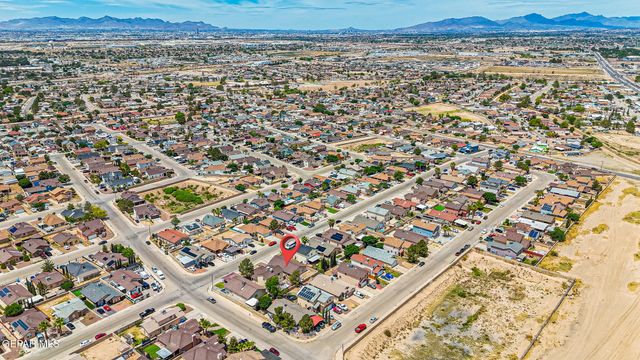 10269 Valle De Oro Drive, Socorro, TX 79927