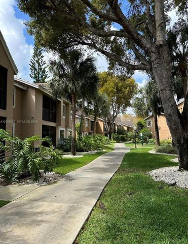 15570 SW 105th Ln 1718, Miami, FL 33196