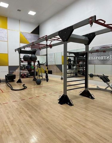 15570 SW 105th Ln 1718, Miami, FL 33196