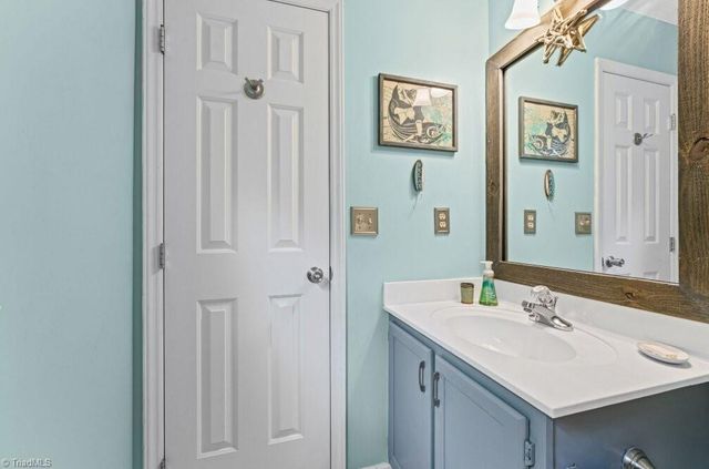 141 Leeds Lane, King, NC 27021