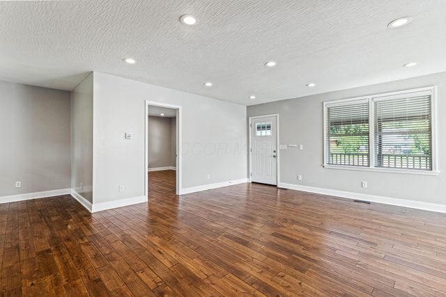 3365 Lakeside Road, Millersport, OH 43046