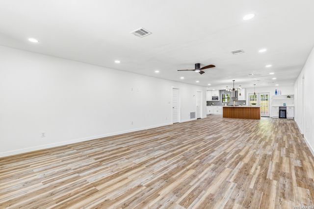 225 Wellesley, San Antonio, TX 78209