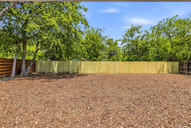 225 Wellesley, San Antonio, TX 78209