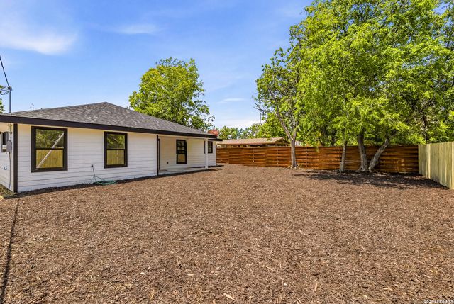225 Wellesley, San Antonio, TX 78209