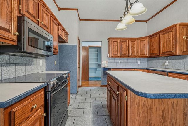 3808 Drawbridge Lane, Norman, OK 73072