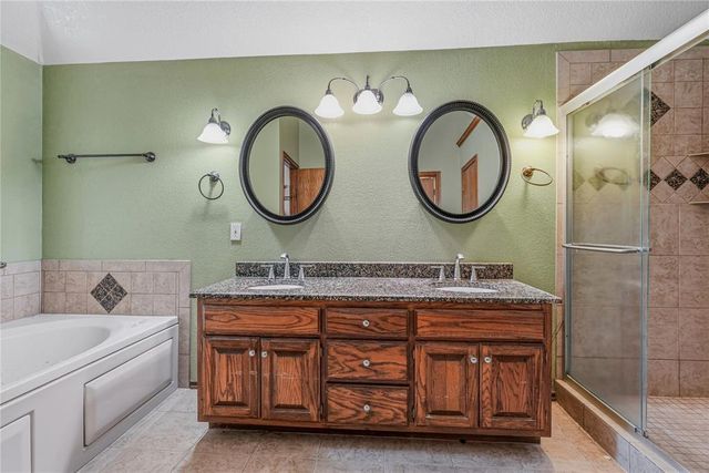 3808 Drawbridge Lane, Norman, OK 73072