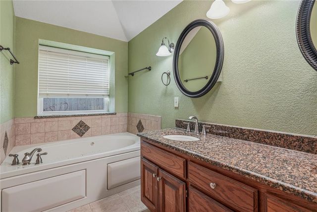 3808 Drawbridge Lane, Norman, OK 73072