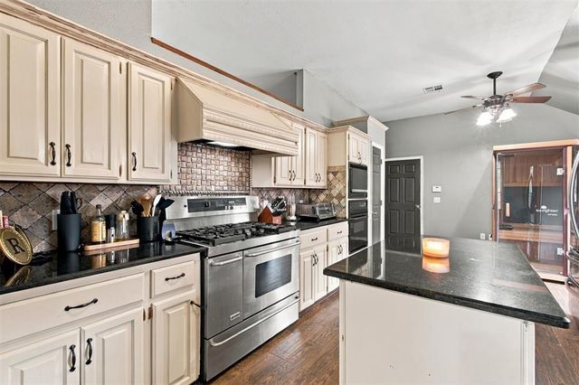 309 Winston Drive, Norman, OK 73072