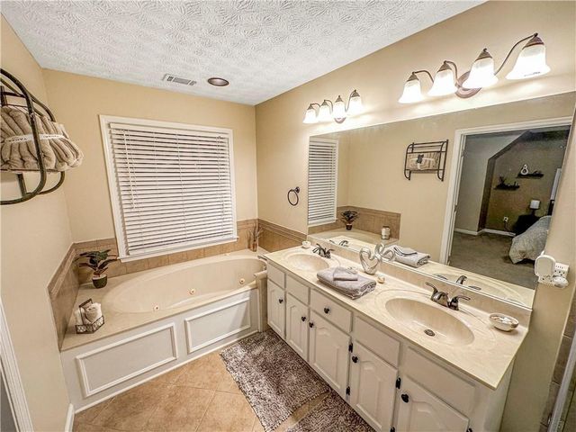 199 Amberidge Drive NW, Cartersville, GA 30121
