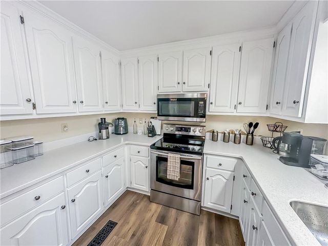 199 Amberidge Drive NW, Cartersville, GA 30121