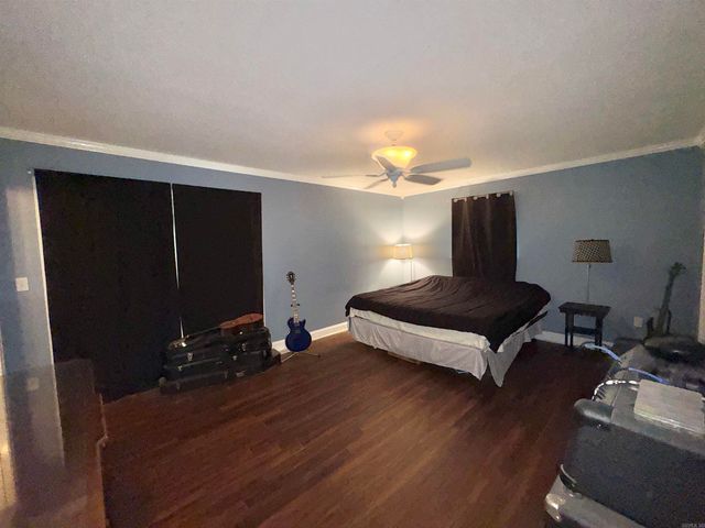 1018 Homecrest Drive, Piggott, AR 72454