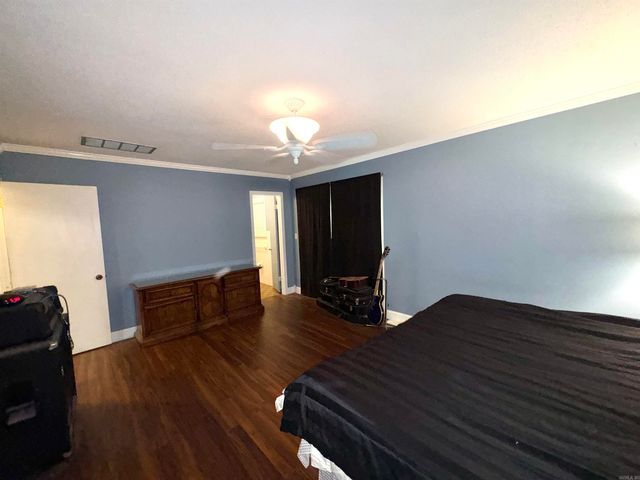 1018 Homecrest Drive, Piggott, AR 72454