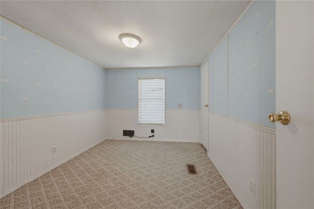 125 Willow Ridge Circle, Southmayd, TX 75092