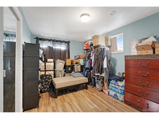 731 Elkhart St, Aurora, CO 80011