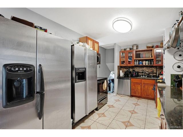 731 Elkhart St, Aurora, CO 80011