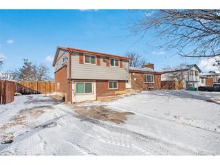 731 Elkhart St, Aurora, CO 80011