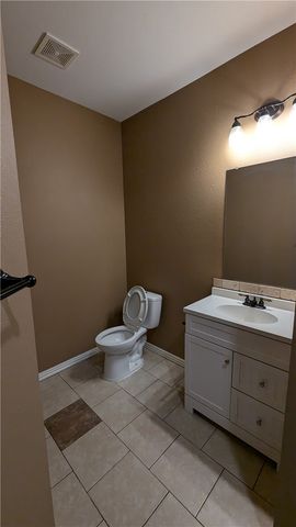 1202 Christian Avenue B, Springdale, AR 72764