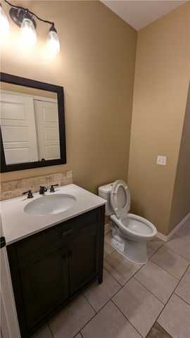 1202 Christian Avenue B, Springdale, AR 72764