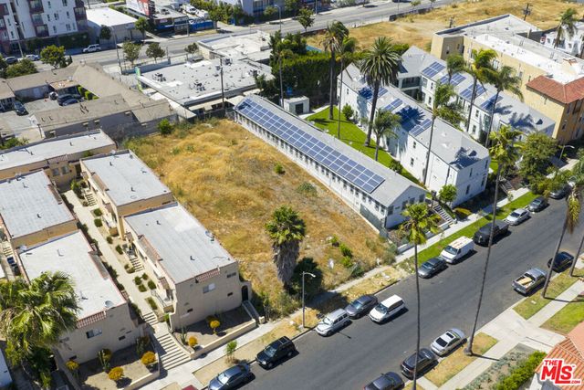 1153 S Bronson Avenue, Los Angeles, CA 90019