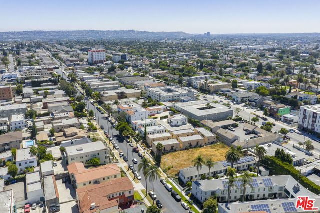 1153 S Bronson Avenue, Los Angeles, CA 90019