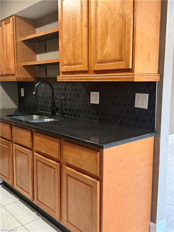 4603 Bayshore DR F4, NAPLES, FL 34112 — photo 5