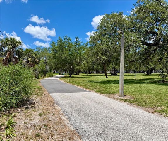315 S BERMUDA BOULEVARD, Tampa, FL 33605