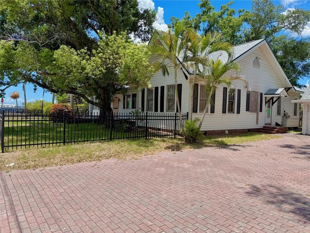 315 S BERMUDA BOULEVARD, Tampa, FL 33605