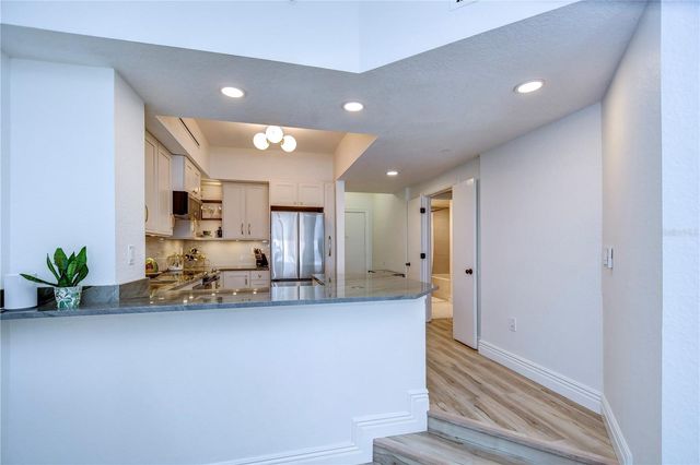 2410 W AZEELE STREET 234, Tampa, FL 33609