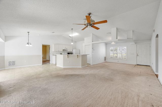 735 Crestline Lane NE, Palm Bay, FL 32907