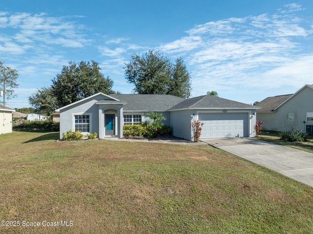 735 Crestline Lane NE, Palm Bay, FL 32907