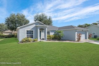 735 Crestline Lane NE, Palm Bay, FL 32907