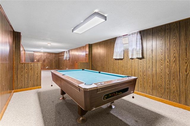 4826 Stearns Lane, Shawnee, KS 66203