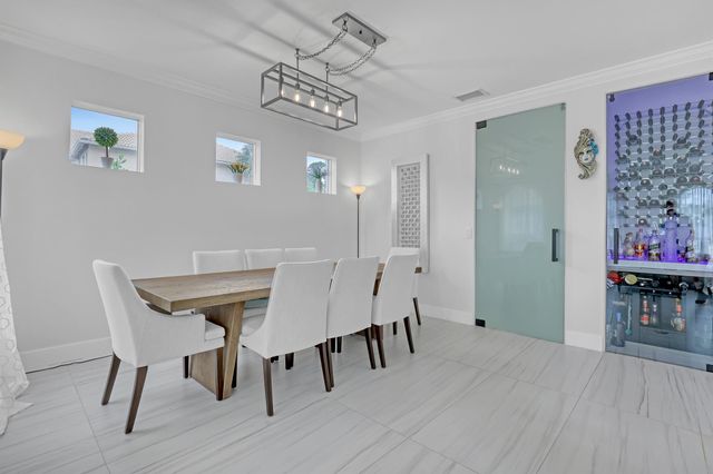 8086 Bautista Way, Palm Beach Gardens, FL 33418