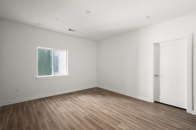 4802 S Congress Ave 213, Austin, TX 78745