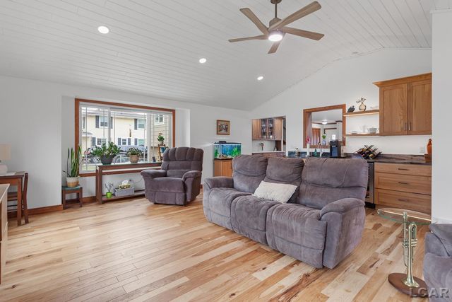 406 Seminole Drive, Tecumseh, MI 49286