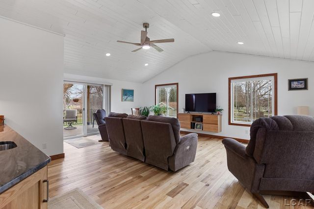406 Seminole Drive, Tecumseh, MI 49286