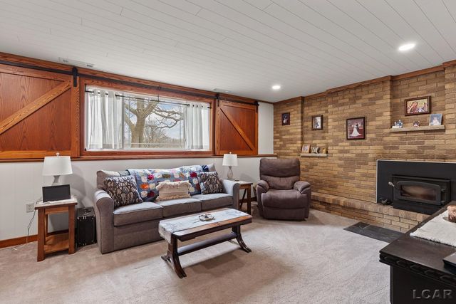 406 Seminole Drive, Tecumseh, MI 49286