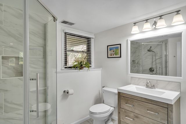 2 Sandspur Lane, North Reading, MA 01864