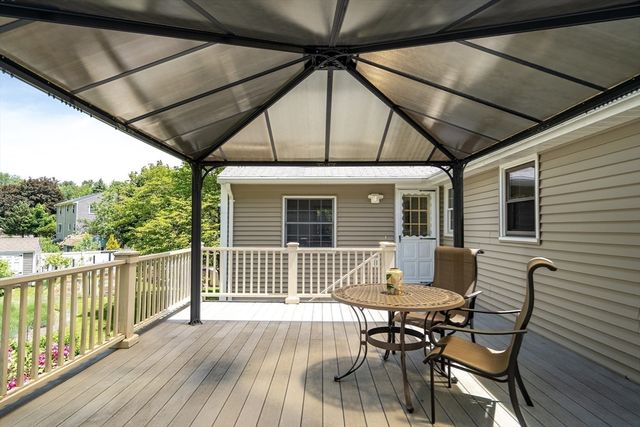2 Sandspur Lane, North Reading, MA 01864