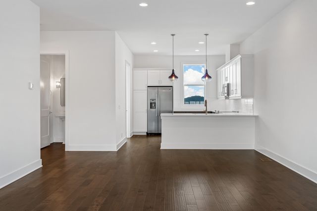 2202 Old Matthews Rd, Nashville, TN 37207