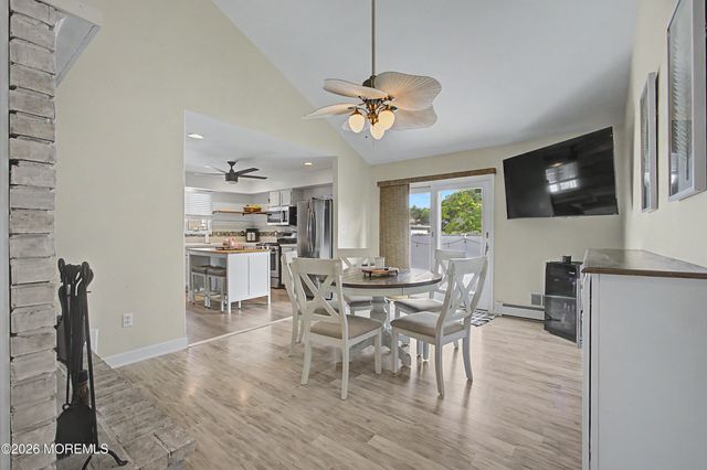 212 Riviera Drive, Toms River, NJ 08753