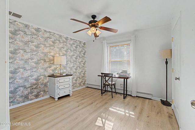 212 Riviera Drive, Toms River, NJ 08753
