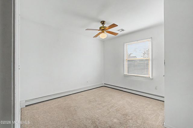 212 Riviera Drive, Toms River, NJ 08753