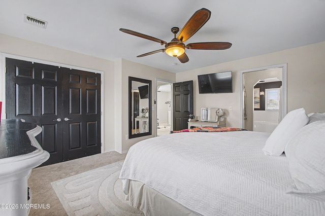 212 Riviera Drive, Toms River, NJ 08753