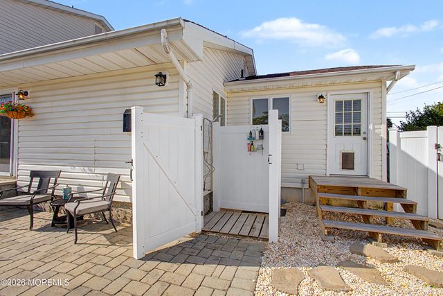 212 Riviera Drive, Toms River, NJ 08753